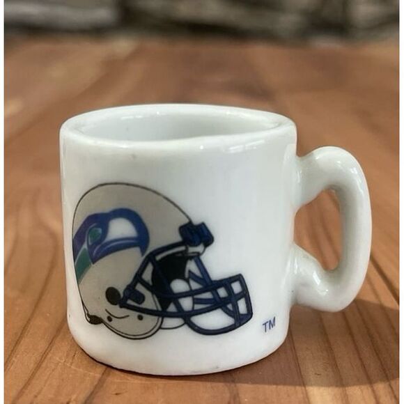 Vintage NFL Mini Mugs - Picture 7 of 7